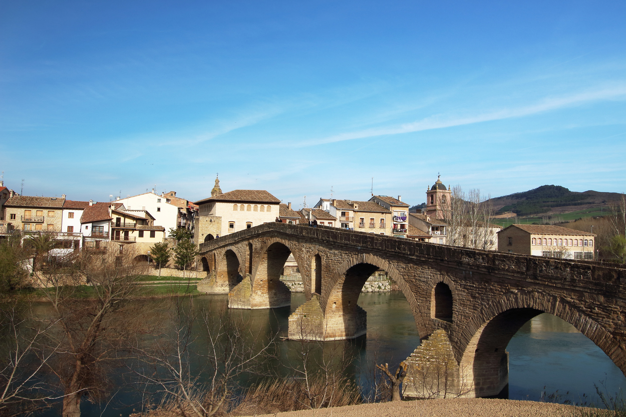 Localidad de Puente la Reina (© Istockphoto)