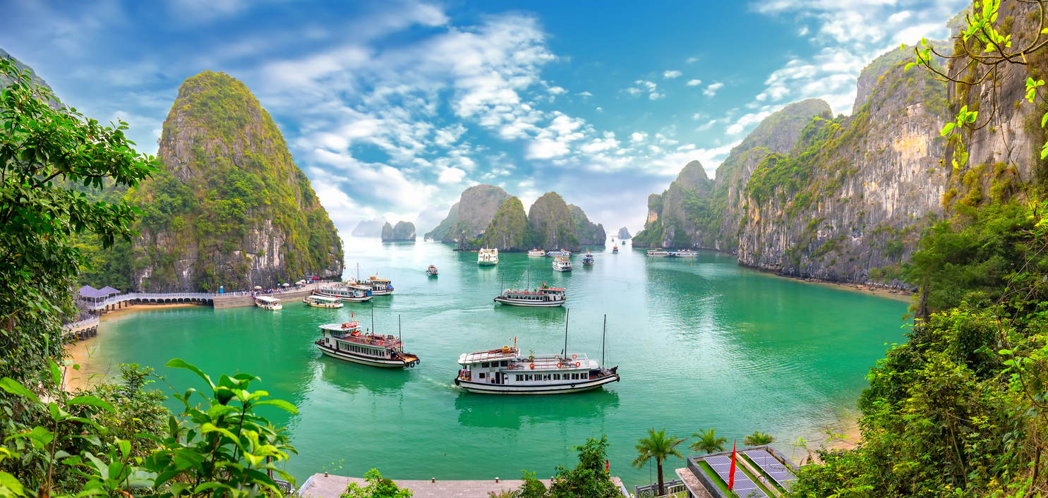 Bahía de Halong en Vietnam (© iStockphoto)