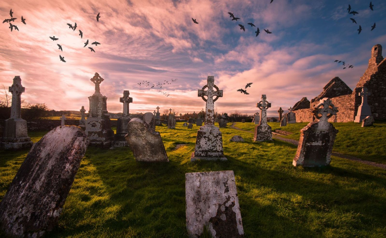 Turismo de misterio: lugares con historias paranormales (Halloween)